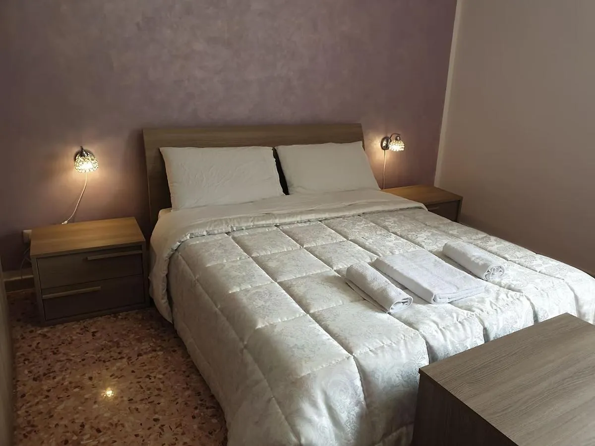 B&B La Dimora Dei Professori Lecce 0*,