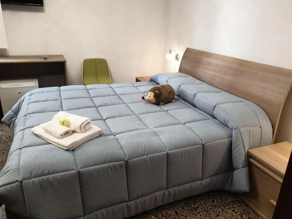B&B La Dimora Dei Professori Lecce 0*,