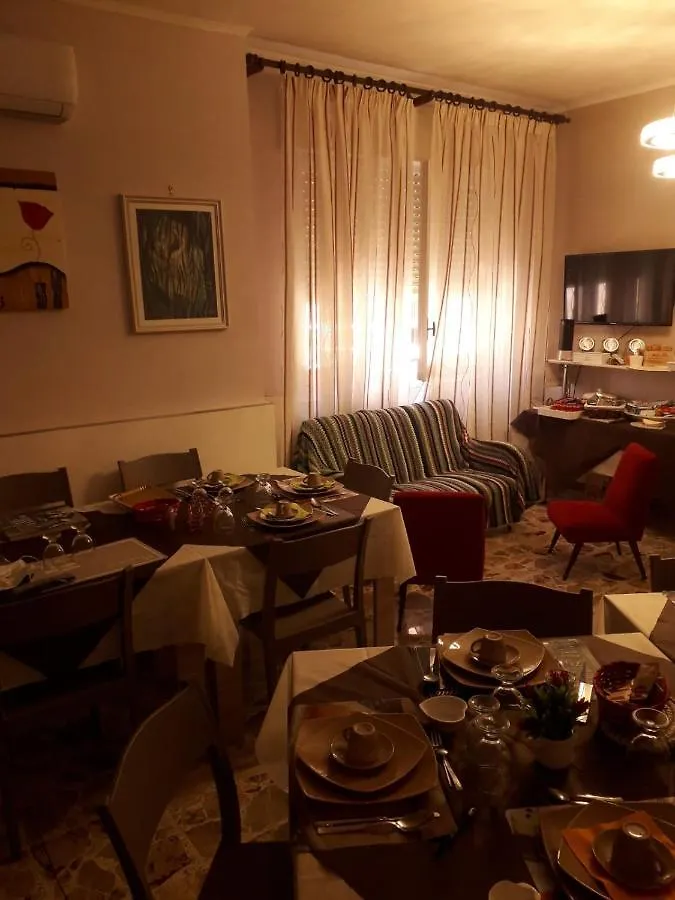 فندق مبيت وإفطار ليتشي B&B La Dimora Dei Professori